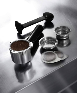 De´Longhi EC 685.M  Dedica Style Espressomaschine 