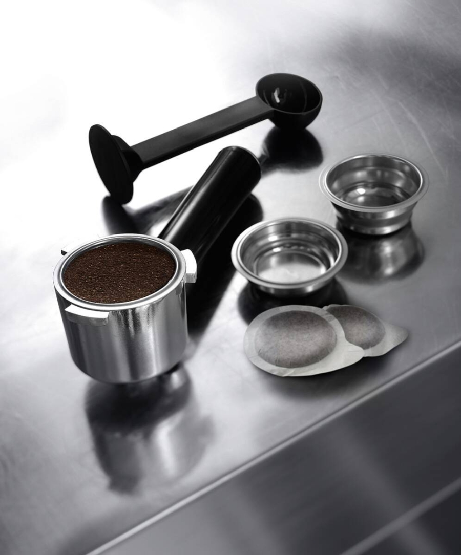 De´Longhi EC 685.M  Dedica Style Espressomaschine 