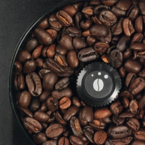 Krups EA8161 Kaffee-Vollautomaten Weiss 3 Temperaturstufen , 3 Mahlstärken