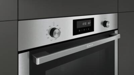 Neff BCC3672 (B6CCH7AN0) Backofen Edelstahl Pyrolyse Hide® (die voll versenkbare Backofentür)