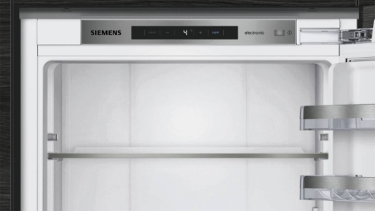 Siemens KI51FADE0  Einbau-Kühlschrank Nischenhöhe 140 cm