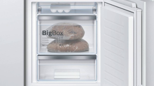 Bosch KIF86PFE0  Einbau-Kühl-Gefrier-Kombination mit