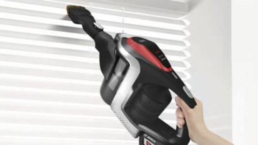 Bosch BSS81POW1  Akkustaubsauger Unlimited 8 ProPower Schwarz