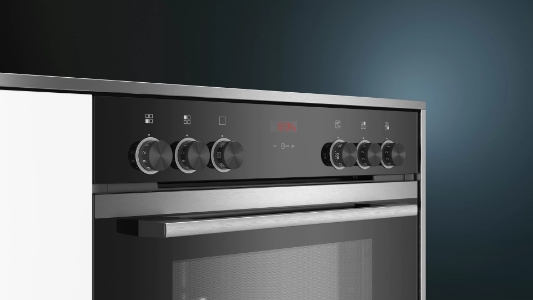 Siemens EQ211KA00 Herdset Einbau 60 cm Schwarz Edelstahl bestehend aus HE213ABS0 und EA645GN17