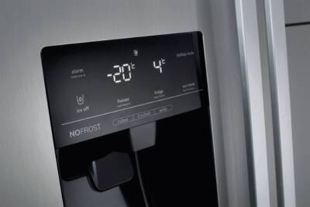 Gorenje NRS9EVB Side by Side Schwarz Nofrost mit Wassertank Wasser- und Eiswürfelspender mit Crushed-Ice-Funktion