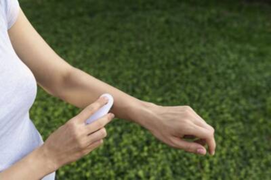 Beurer BR60 Insektenstichheiler Weiss zur Behandlung von Insektenstichen- und bissen,lindert