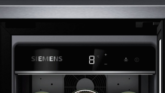 Siemens KU20WVHF0 iQ500 Weinkühlschrank mit Glastür, 82 x 30 cm Schwarz