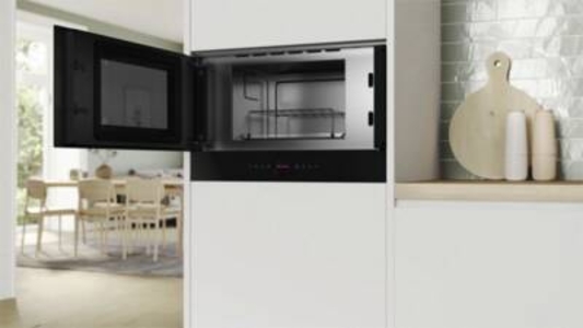 Bosch BEL7321B1  Einbau-Mikrowelle  Schwarz 60cm 900 Watt, 21 Liter