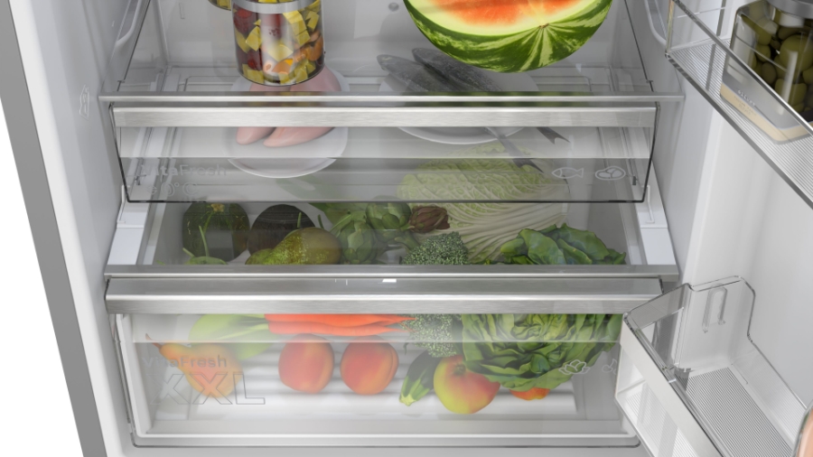 Bosch KGN49AIBT Kühl-/Gefrierkombination Stand 70cm Edelstahl-Grau,NoFrost,VitaFresh