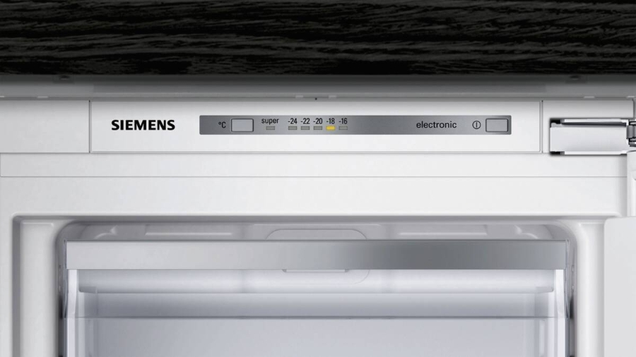 Siemens GI11VADE0 iQ500 Einbau-Gefrierschrank Flachscharnier Softeinzug 71.2 x 55.8 cm