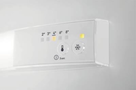 Zanussi ZNLN16ES Kühl- und Gefrierkombination Einbau Schlepptür 158cm Nische