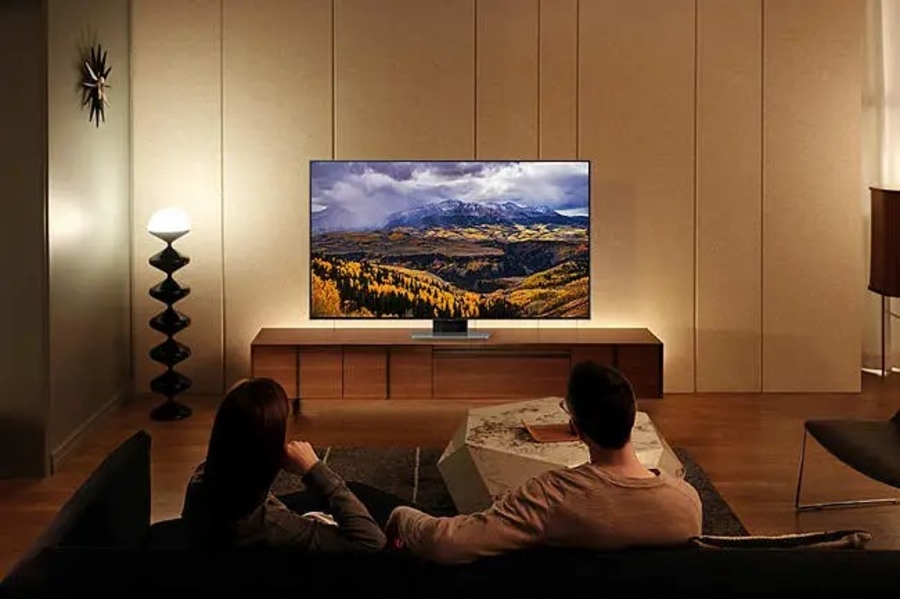 Samsung QE75Q80C 75" (191 cm) UHD QLED Smart TV Fernseher 