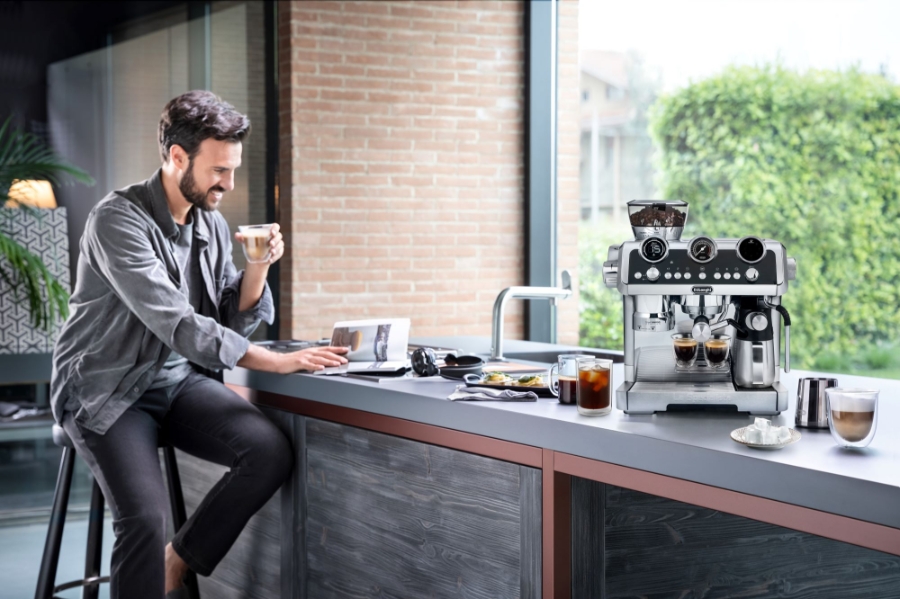 De´Longhi EC9865.M La Specialista Maestro Cold Brew  Espressomaschine 