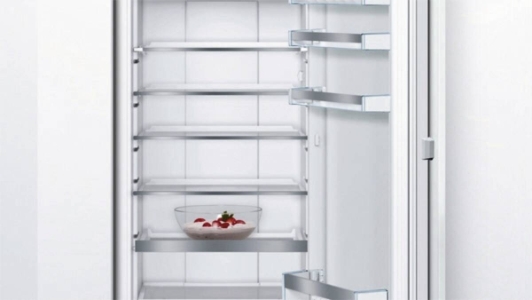 Bosch KIF82PFE0 Serie 8  Einbau-Kühlschrank mit Gefrierfach  Festtür