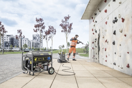 Kärcher PGG 8/3 Benzin-Stromgenerator (1.042-209.0) 7500W| 1x400V| 2xSteckd.| 25L |11.7kW/16PS