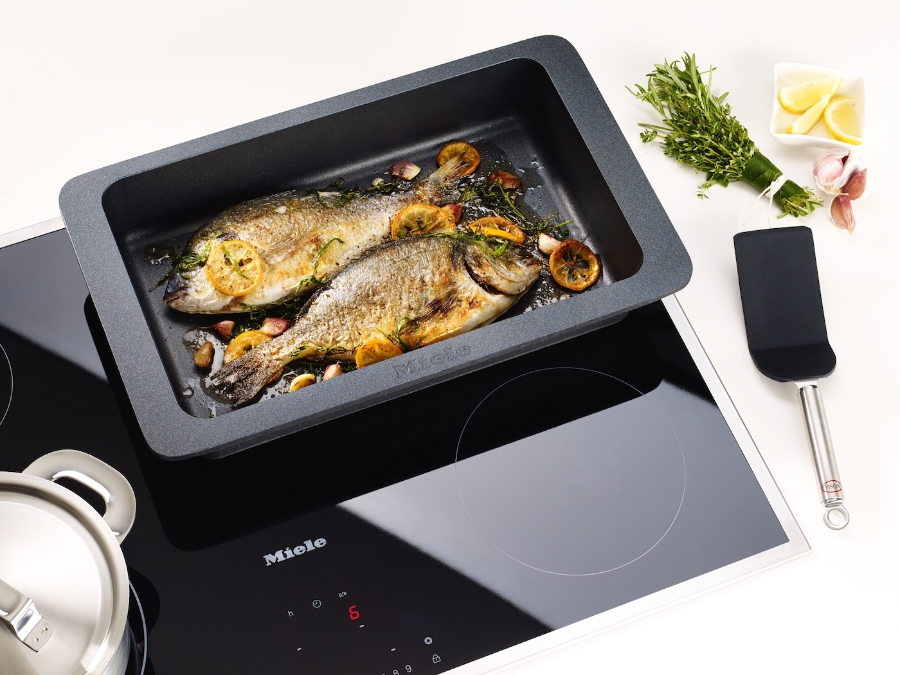 Miele HUB 5000-M Gourmet-Bräter 