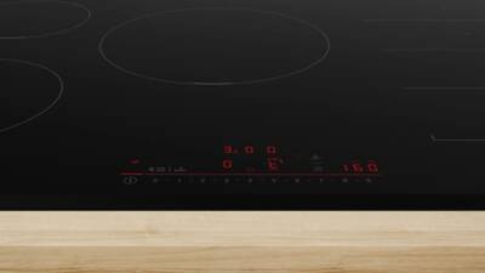 Bosch PXV831HC1E Select Line Serie 6 Induktionskochfeld 80cm  Schwarz, Rahmenlos