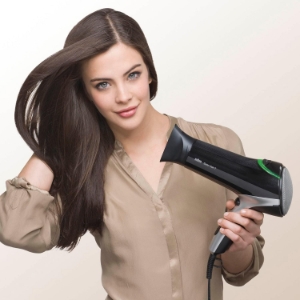Braun Haircare HD710E Haartrockner 2200W, 3 Heizstufen, Ionisator Schwarz-Silber