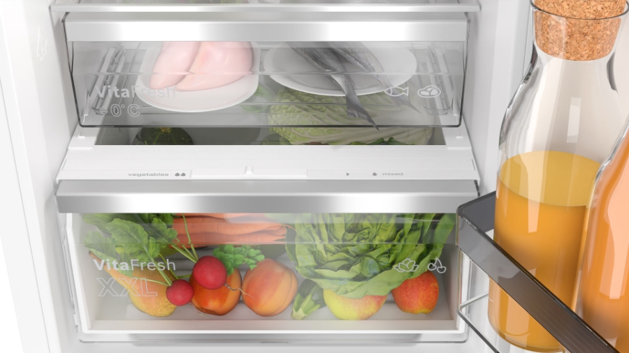 Bosch EXCLUSIV KIN86EDD0 Select Line Serie 6 Kühl-Gefrier-Kombination 177.2 x 55.8 cm, Flachscharnier mit Softeinzug(Festtür)