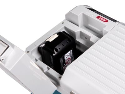 Makita CW003GZ01 Akku-Kühl- und Wärmebox 40 V max • 18 V / 12 V / 24 V DC • AC • 7 L • Kühlbox