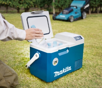 Makita CW003GZ01 Akku-Kühl- und Wärmebox 40 V max • 18 V / 12 V / 24 V DC • AC • 7 L • Kühlbox