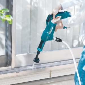 Makita DHW180Z Akku-Druckreiniger 18V • 24 bar • 318 l/h Leichter handgeführter Druckreiniger wahlweise mit 8 oder