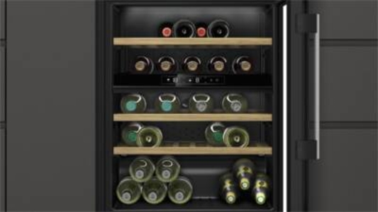 Neff KU9213HG0 N70 Einbau-Weinkühlschrank 82 x 60 cm Schwarz