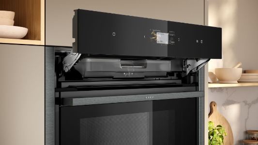 Neff Excellent B64VS73G0K Backofen mit Dampfunterstützung  Slide & Hide®,Air Fry ,Pyrolyse,4.1" Full Touch TFT