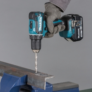 Makita DDF485RFE Akku-Bohrschrauber LXT inkl. Koffer&2 Akkus 3,0 Ah 18 V • 50 Nm • 1.900 U/min
