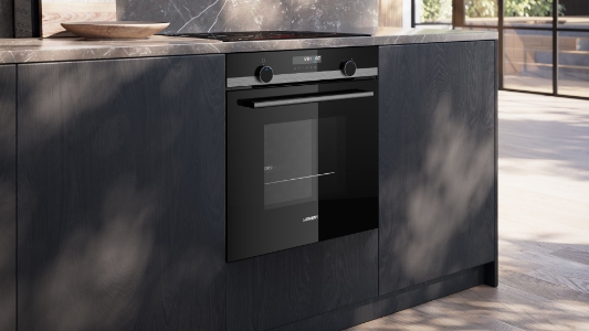 Siemens HB578HBS7 iQ500, Einbau-Backofen, 60 x 60 cm Backwagen