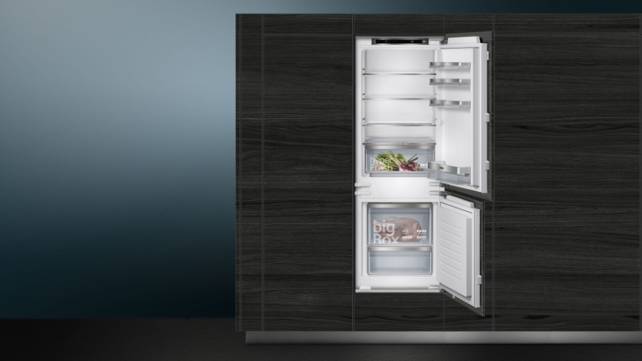 Siemens KI77SXFE0 iQ500, Einbau-Kühl-Gefrier-Kombination  mit Gefrierbereich unten, 157.8 x 55.8 cm, Flachscharnier