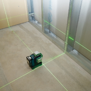 Makita SK700GD Akku-Multi-Linienlaser 360° CXT 12 V max • Grün