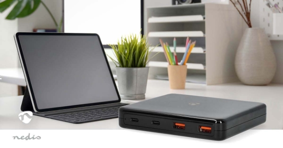Nedis DCGPD65W100BK Tischladegerät 5 W | GaN|1.5/2.0/2.5/3.0/3.25A Ausgänge: 4|USB-A / USB-C| Euro | 1.50 m| Auto Spannungswahl
