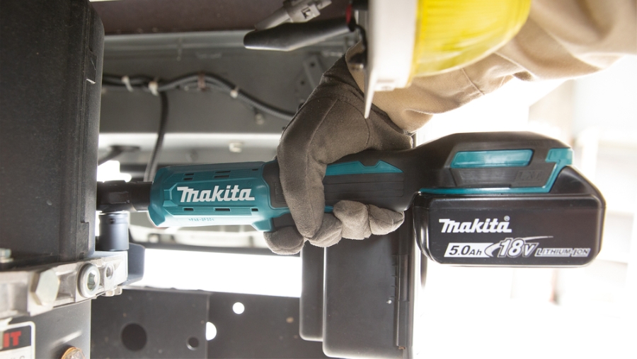 Makita DWR180Z Akku-Ratschenschlüssel 18 V • 47,5 Nm • 1/4" / 3/8" 