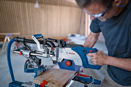 BOSCH Professional GCM 18V-216 DC Akku-Kapp- und Gehrungssäge BITURBO 0601B47000