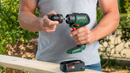 Bosch Garten & Werkzeug AdvancedDrill 18V-80 QuickSnap - 1 x 2,5-Ah-Akku und  Ladegerät
