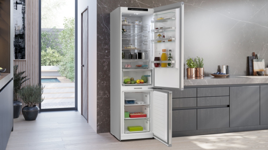 Siemens KG39NEIAF iQ500 Kühl-Gefrier-Kombination mit Gefrierbereich   203 x 60 cm, Gebürsteter Stahl ,Total noFrost