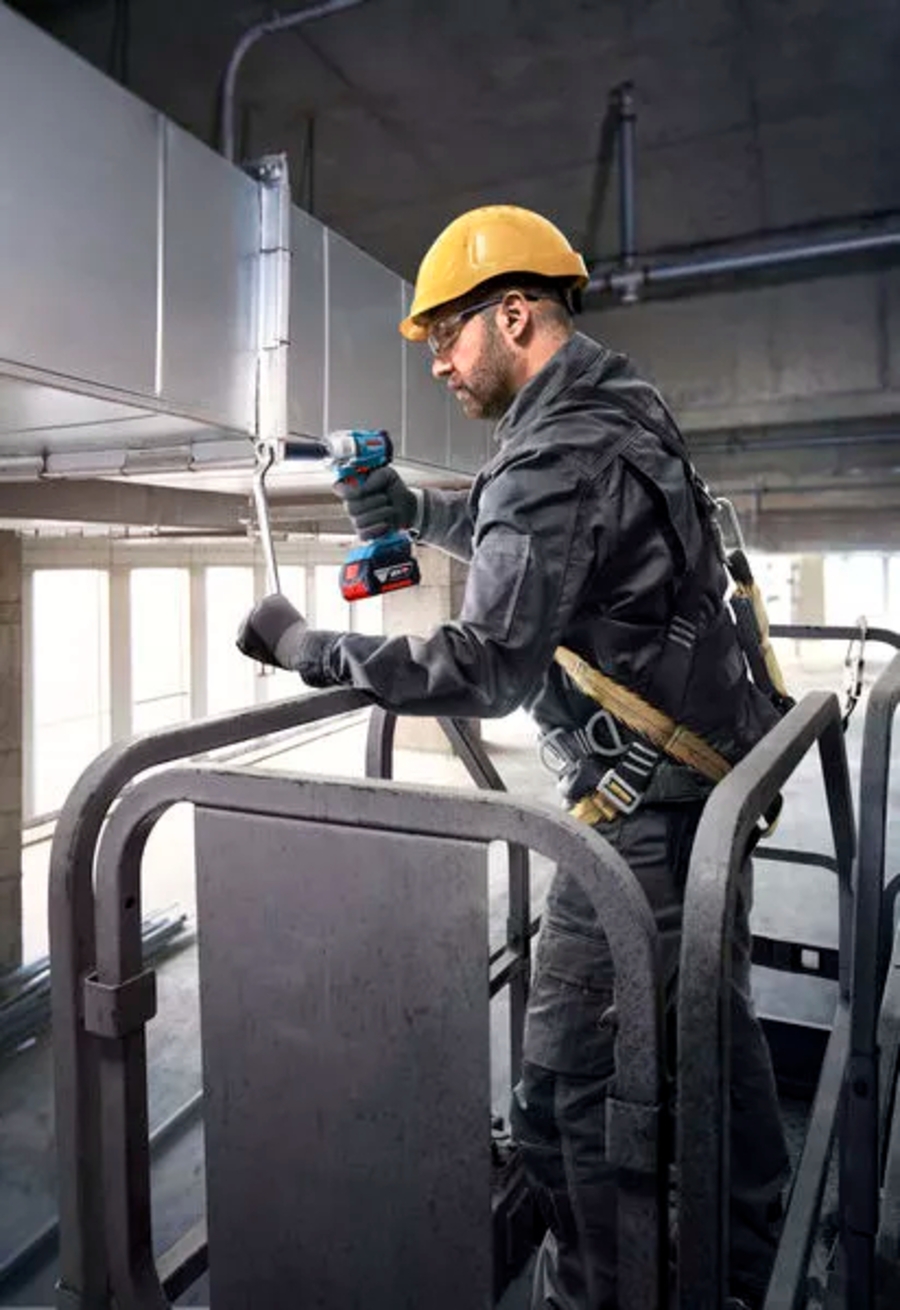 BOSCH Professional GDS 18V-350 Akku-Drehschlagschrauber Solo 06019M5020