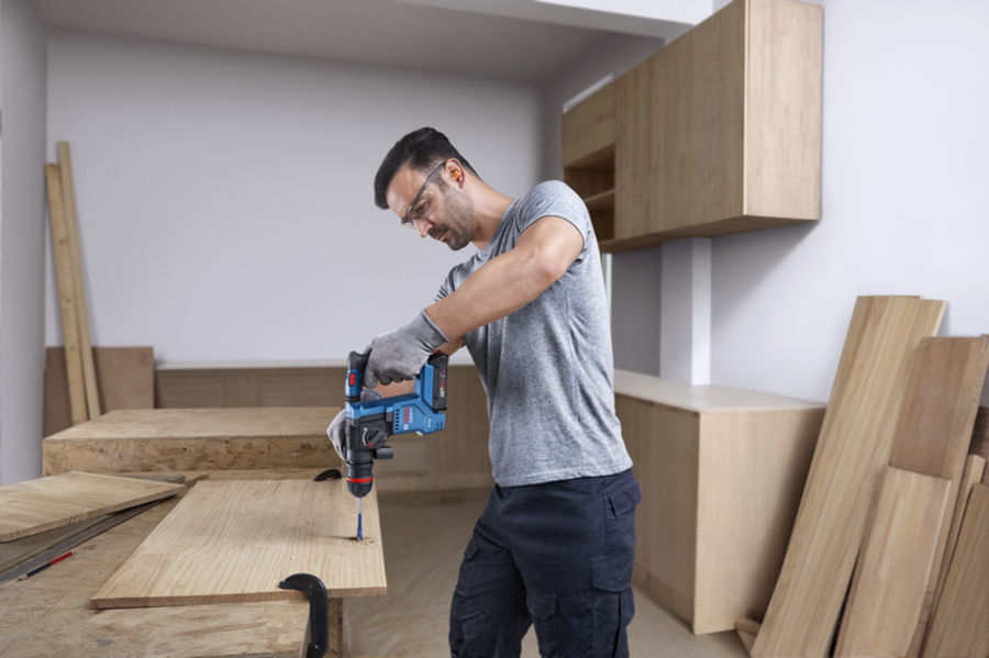 BOSCH Professional GBH 18V-18 X Akku-Bohrhammer mit ONECHUCK Solo 0611927100