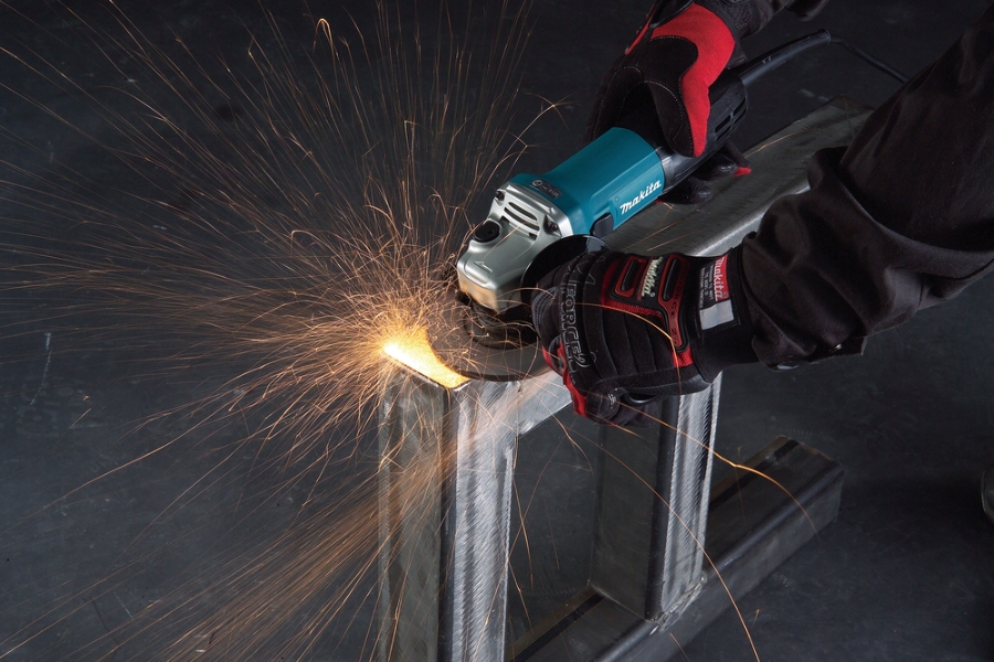 Makita GA4530R Winkelschleifer 750 W • 115 mm • 11.000 U/min