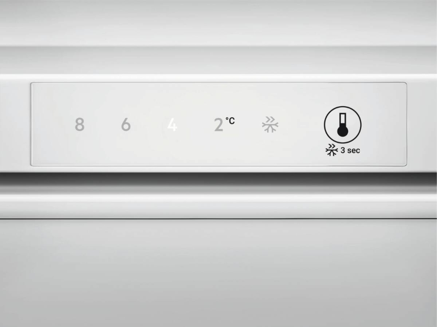 AEG RTS811DXAW 