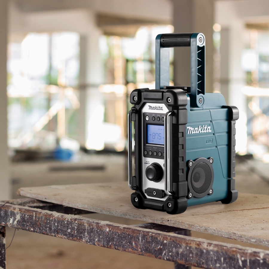 Makita DMR116 Akku-Radio LXT LXT • G-Serie Akkus • 14,4 -18 V 