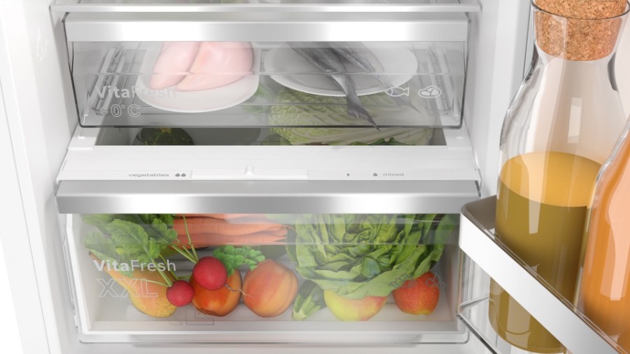 Bosch KIN86ADB0 Kühl-Gefrierkombination Einbau NoFrost Flachscharnier mit Softeinzug(festtür)