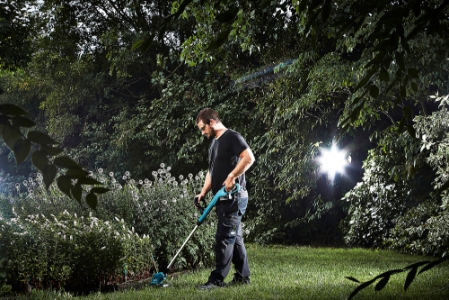 Makita DUR181Z Akku-Rasentrimmer Verpackungsbeschädigt!!!! 18V • 7.800 min-1 • 260 mm