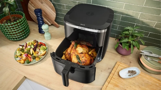 Bosch MAFS2671B Heißluftfritteuse Schwarz 7,2 Liter 