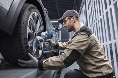 BOSCH Professional GDS 18V-780  Akku-Drehschlagschrauber 06019P4021