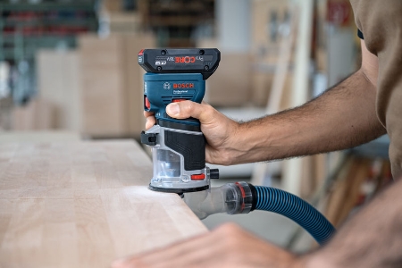 BOSCH Professional GKF 18V-8 Akku-Kantenfräse 06016C2001