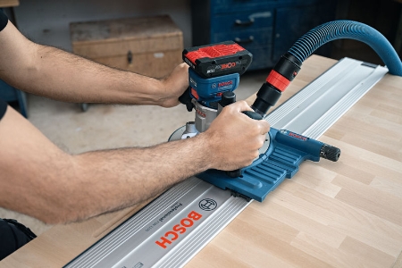 BOSCH Professional GKF 18V-8 Akku-Kantenfräse 06016C2001