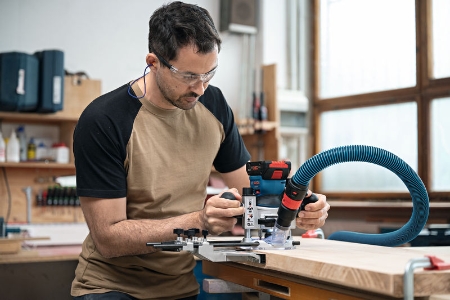 BOSCH Professional GKF 18V-8 Akku-Kantenfräse 06016C2001