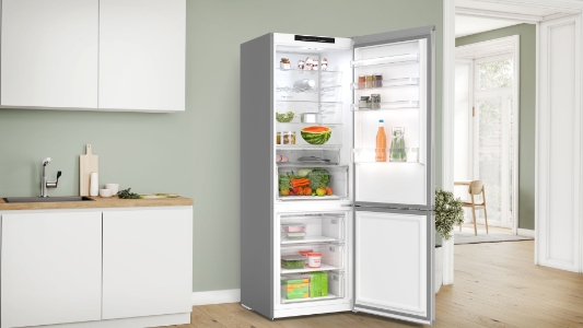 Bosch KGN492IAF Serie 4 Kühl-Gefrier-Kombination  Stand  203 x 70 cm, Gebürsteter Stahl,NoFrost